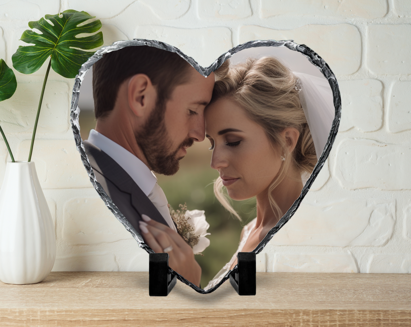 Custom Stone Slab Frame – The Perfect Sentimental Gift for Every Occasion